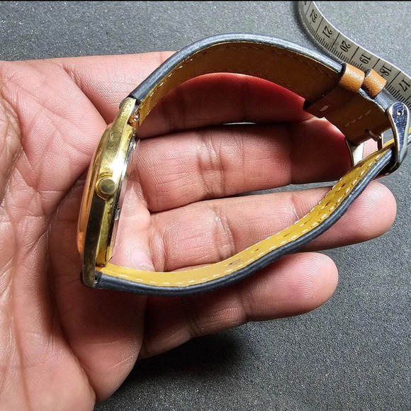 Vintage Westair Quartz 18k Gold Plated Watch Black Dial Brown Straps Working - Picture 6 of 9